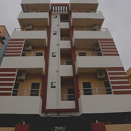 Oyo 17276 The Maple Tree Hotels Bhubaneswar Dış mekan fotoğraf