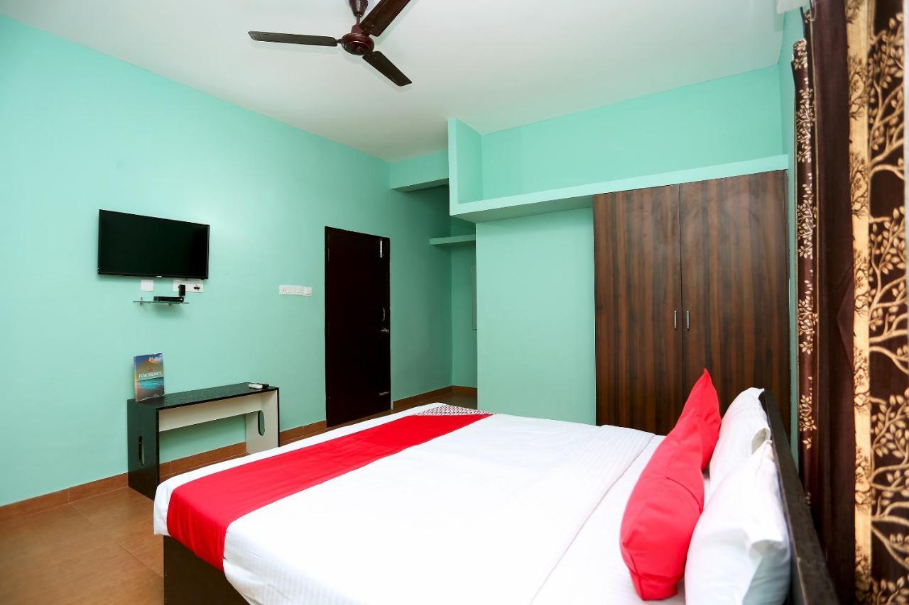 Oyo 17276 The Maple Tree Hotels Bhubaneswar Dış mekan fotoğraf