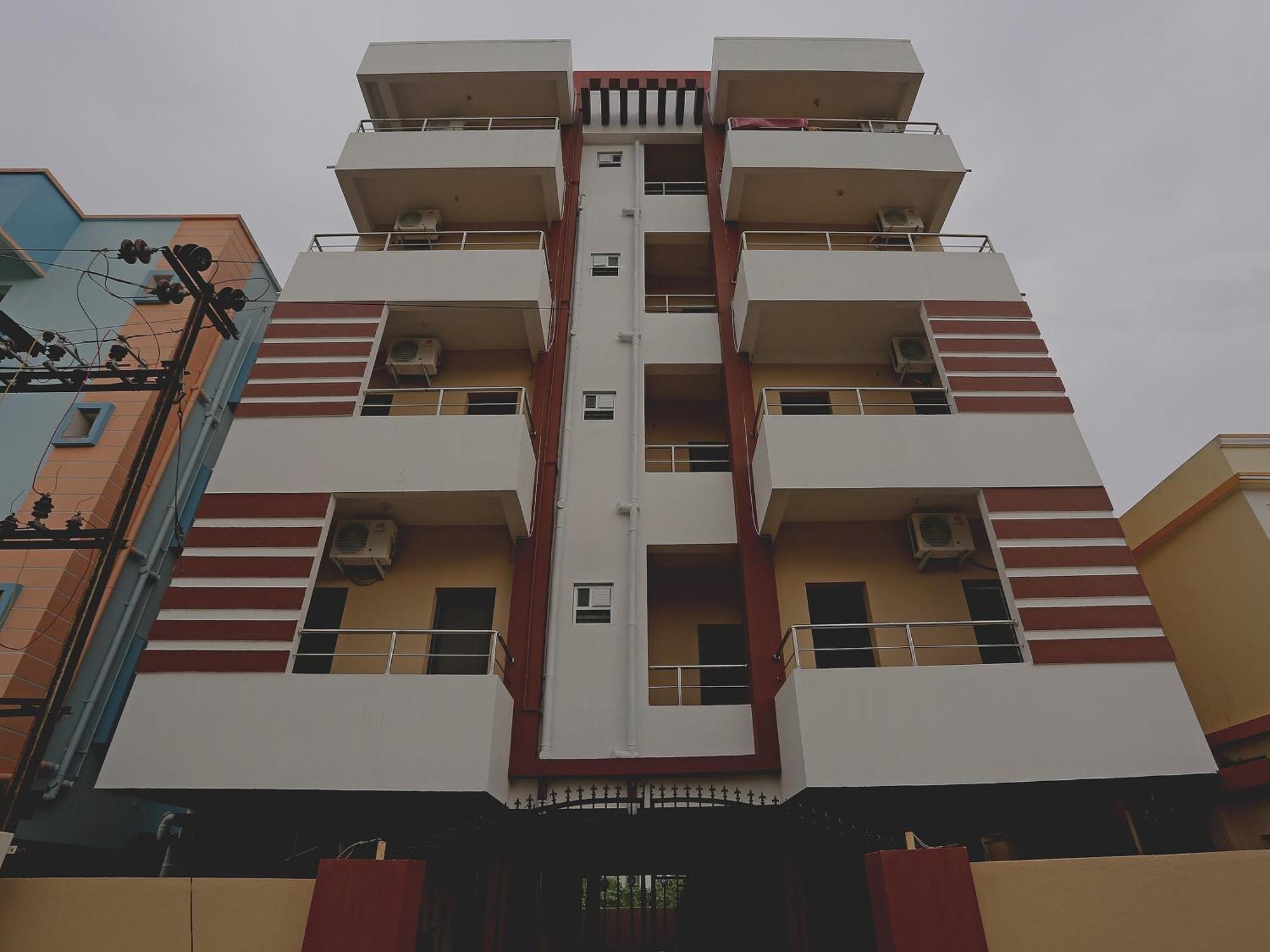 Oyo 17276 The Maple Tree Hotels Bhubaneswar Dış mekan fotoğraf