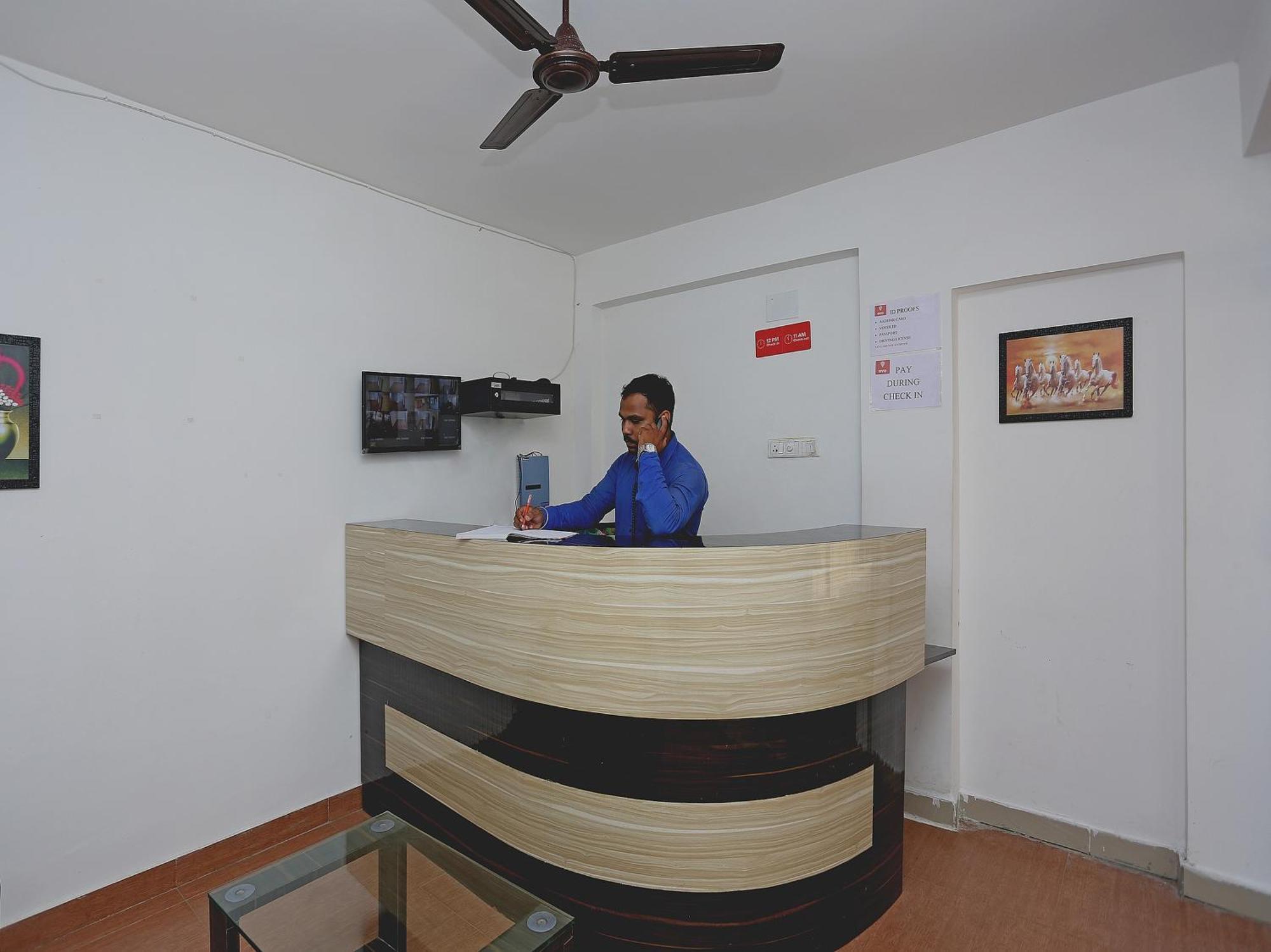 Oyo 17276 The Maple Tree Hotels Bhubaneswar Dış mekan fotoğraf