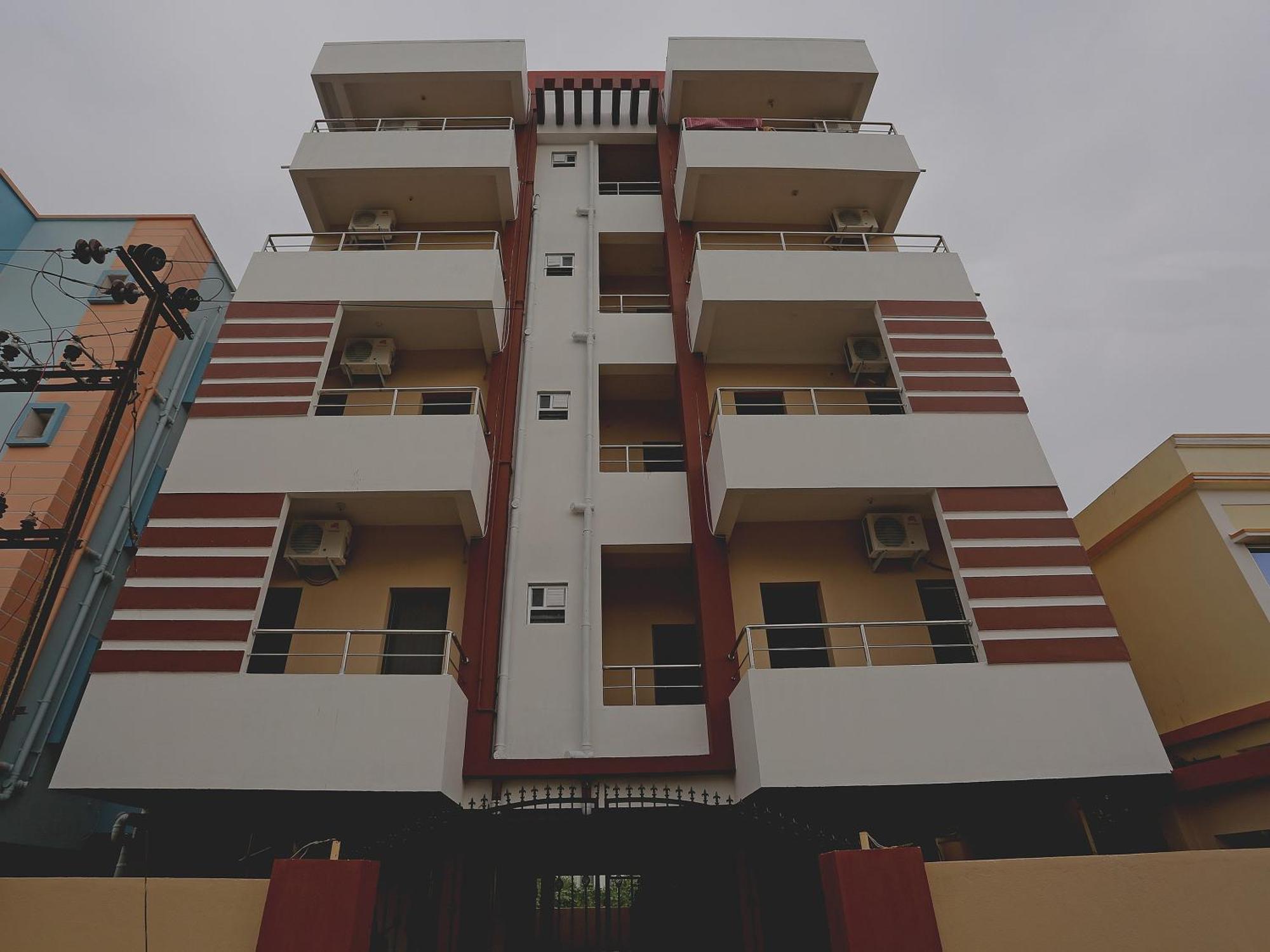 Oyo 17276 The Maple Tree Hotels Bhubaneswar Dış mekan fotoğraf