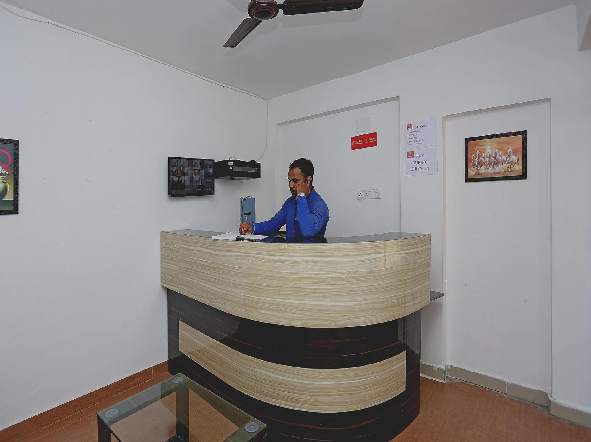 Oyo 17276 The Maple Tree Hotels Bhubaneswar Dış mekan fotoğraf