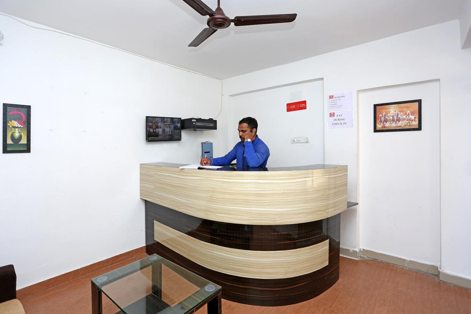 Oyo 17276 The Maple Tree Hotels Bhubaneswar Dış mekan fotoğraf